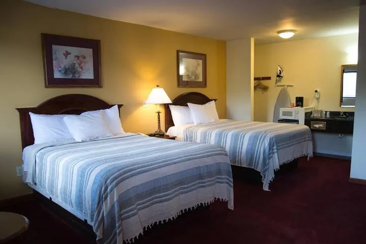 Room 4 of 20