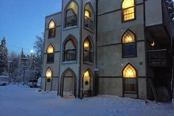Abbey Archway Inn