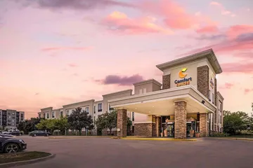 Comfort Suites East Lincoln - Mall Area