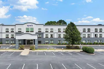 Spark by Hilton Lancaster Dutch Country