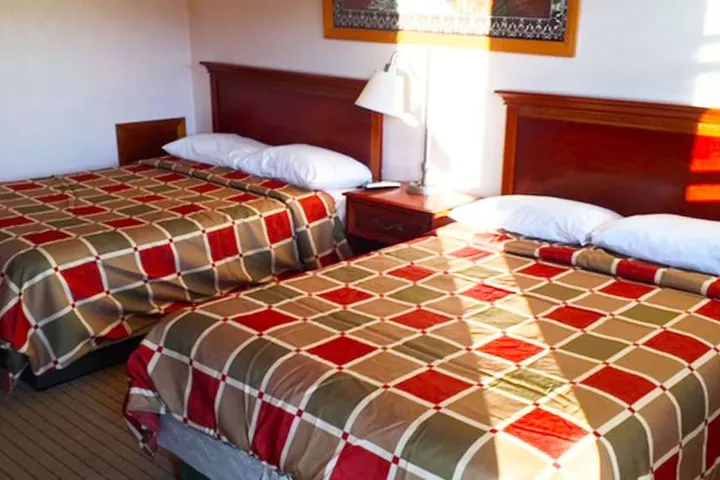 Room 5 of 35