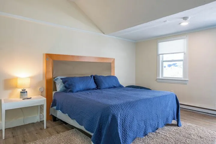 Room 5 of 61