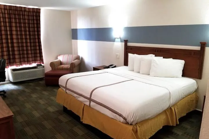 Room 5 of 20