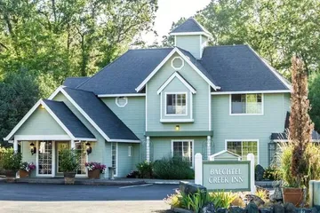 Baechtel Creek Inn