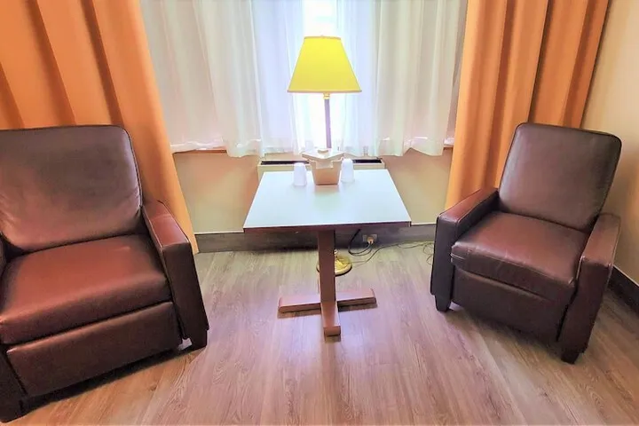 Room 3 of 51