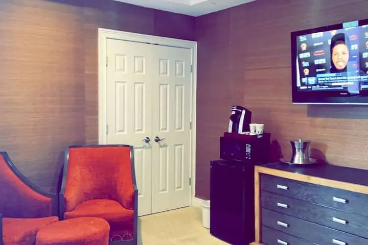Room 2 of 12