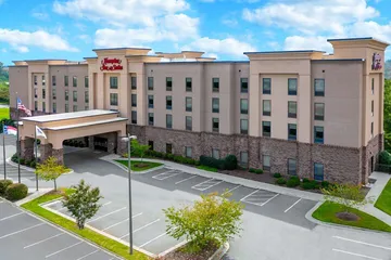 Hampton Inn & Suites Winston-Salem / University Area NC