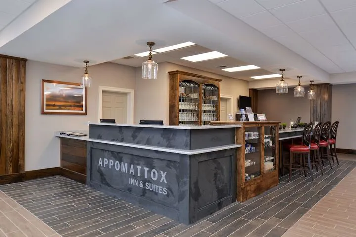 Check-in/check-out kiosk