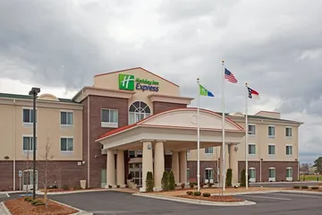 Holiday Inn Express Pembroke by IHG