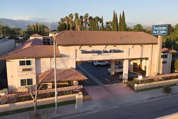 Travelodge Inn & Suites by Wyndham West Covina