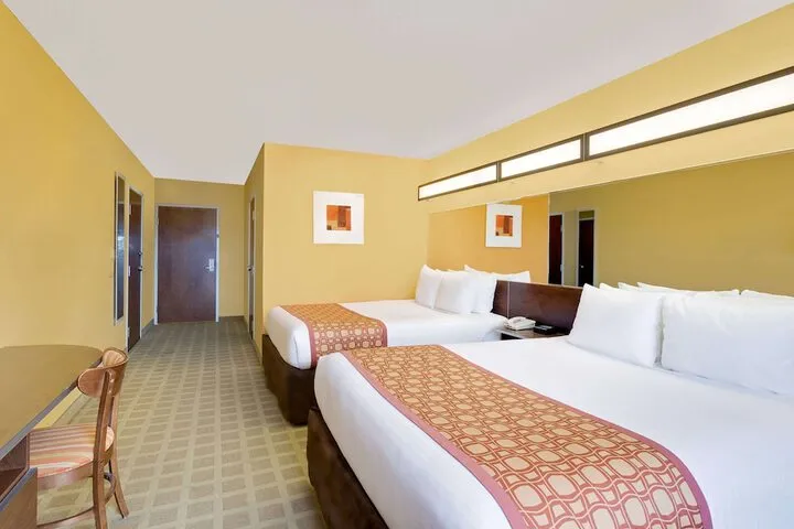 Room 3 of 16
