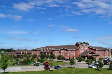 Norfolk Lodge & Suites an Ascend Collection Hotel