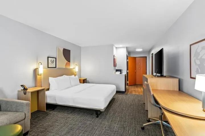 Room 5 of 29