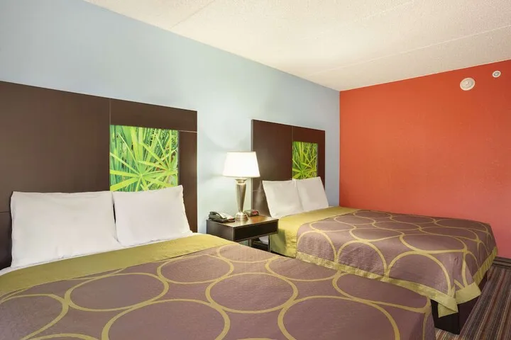 Room 5 of 35
