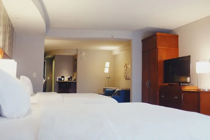 Room 5 of 35