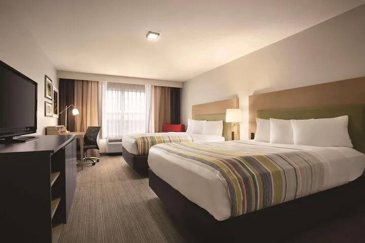 Room 4 of 19