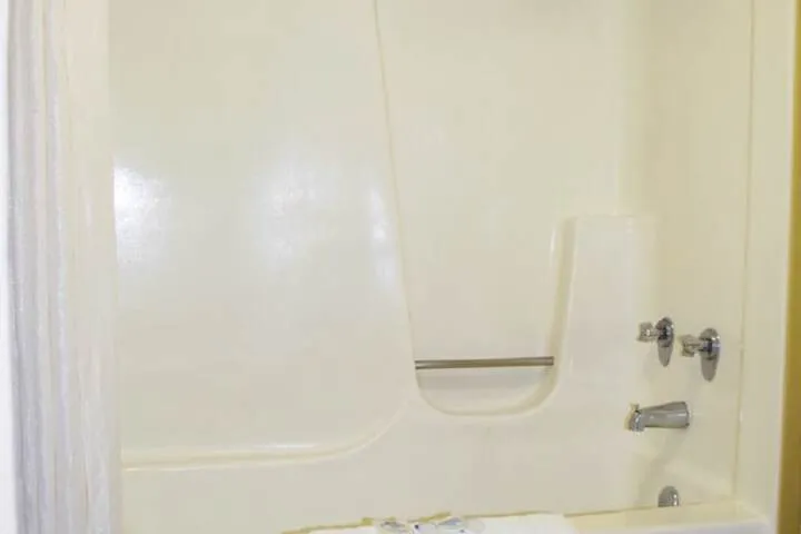 Room 5 of 29