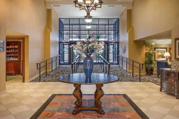 Arlington Court Suites a Clarion Collection Hotel