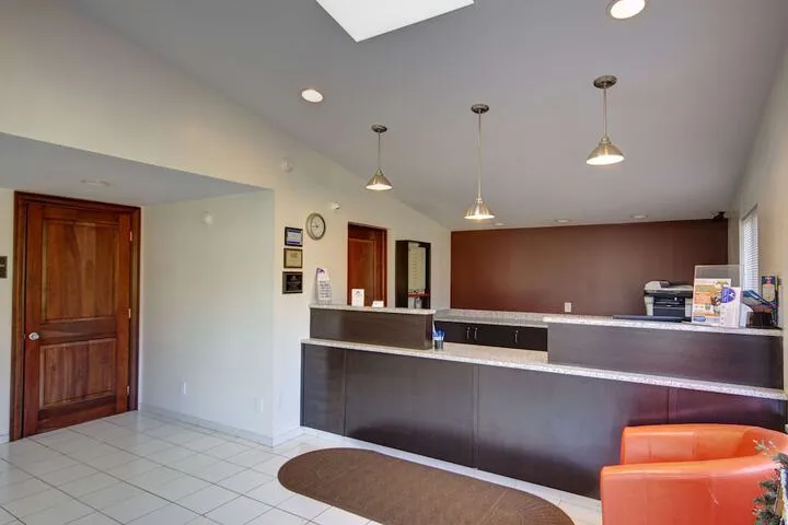 Hotel Interior 4 of 25