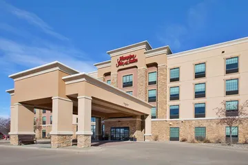 Hampton Inn & Suites St. Cloud MN