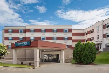 Royle Hotel Milwaukee Airport