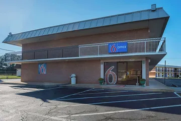 Studio 6 Suites Perry GA