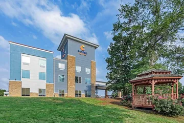 Comfort Suites Palestine