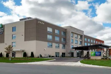Holiday Inn Express & Suites Eagan - Minneapolis Area by IHG