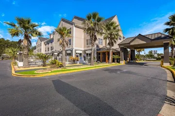 Country Inn & Suites by Radisson Hinesville, GA