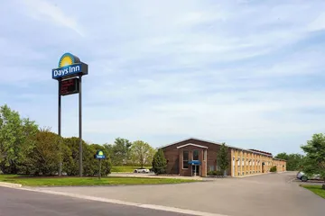 Days Inn by Wyndham Rockford I-90 Casino District