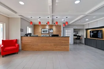 Country Inn & Suites by Radisson Bloomington-Normal Airport, IL
