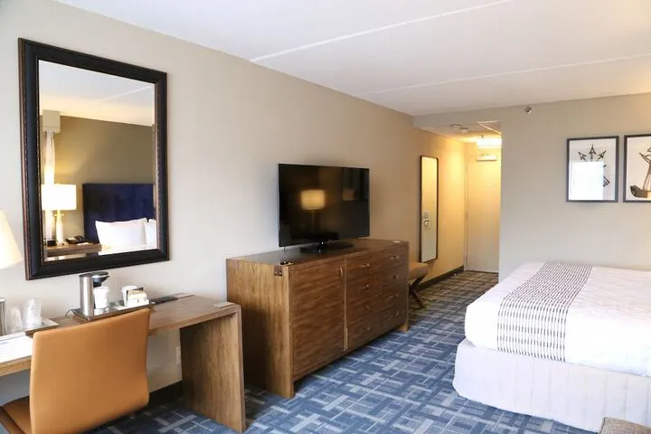 Room 5 of 52