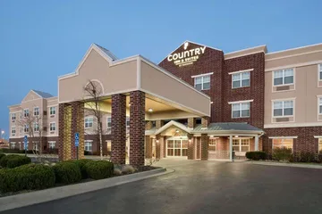 Country Inn & Suites by Radisson Kansas City at Village West, KS