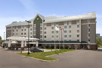 Holiday Inn : Bloomington W MSP Airport Area by IHG