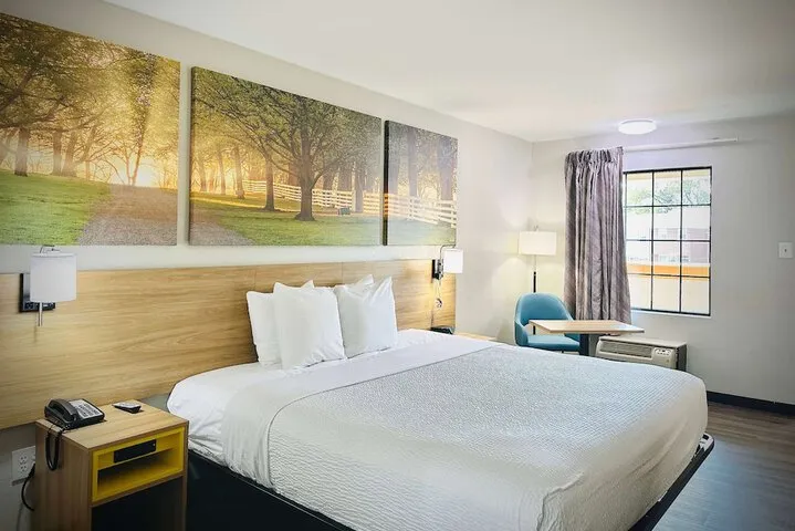 Room 4 of 31