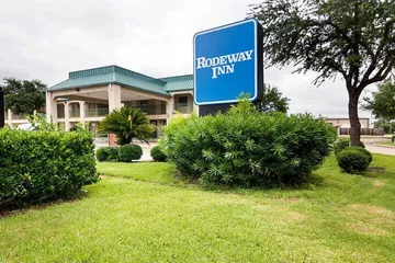 Rodeway Inn & Suites Highway 290 Northwest