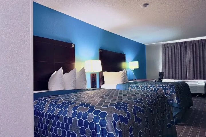 Room 5 of 39