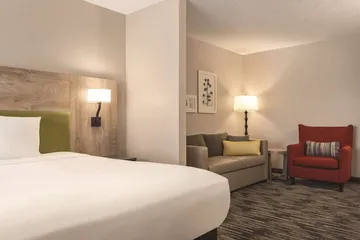 Country Inn & Suites by Radisson St. Cloud East, MN
