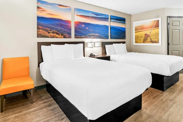 Room 5 of 27