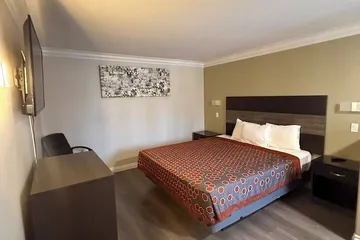 Colony Inn