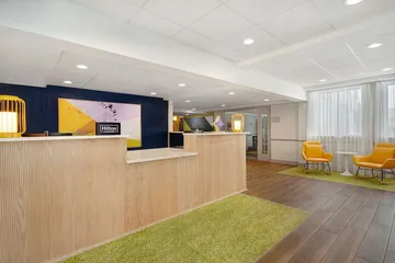 Spark by Hilton Rochester University Area