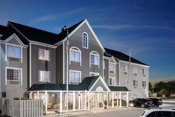 Country Inn & Suites by Radisson Maumee - Toledo