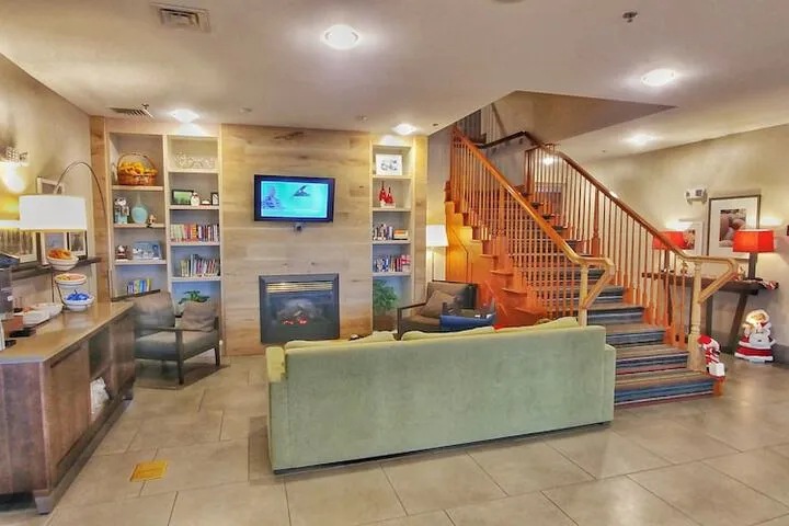 Hotel Interior 3 of 83