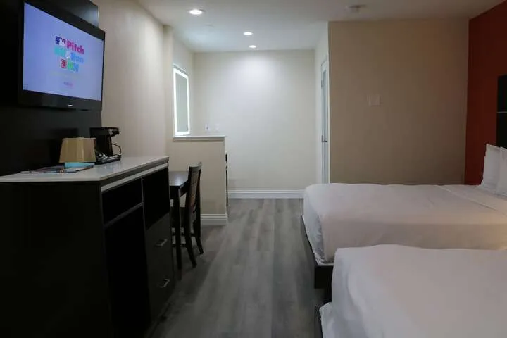 Room 5 of 53