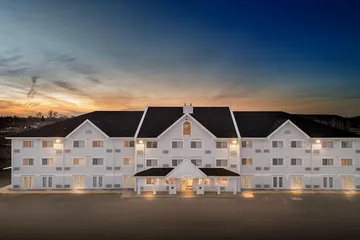 Travelodge Suites by Wyndham Regina / Eastgate Bay