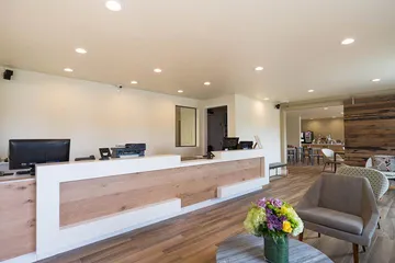 Hotel Focus SFO