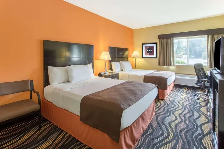 Room 5 of 23