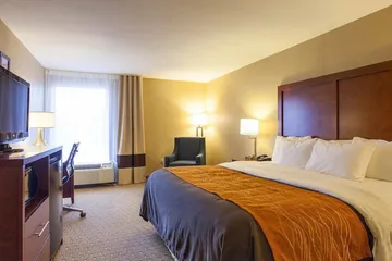 Quality Inn & Suites I-40 East