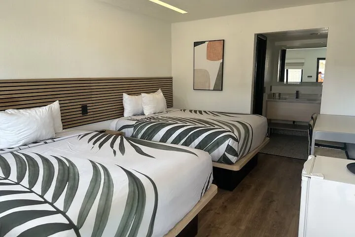 Room 5 of 31