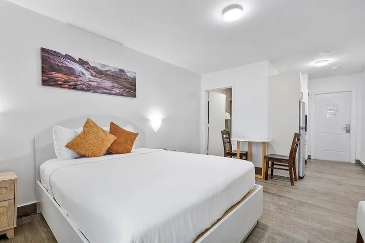 Room 4 of 29